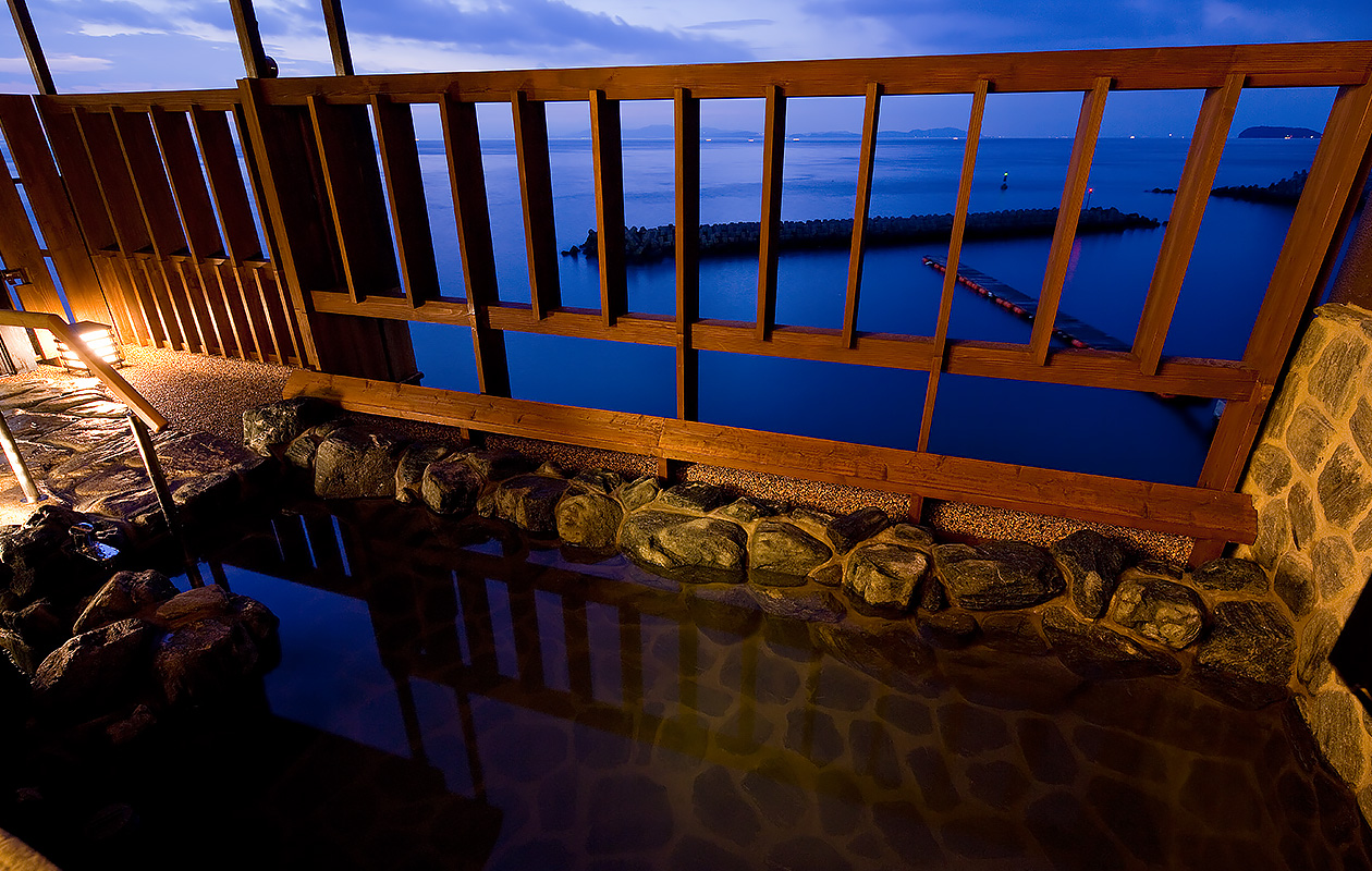 展望浴苑「風の音・波の音」
