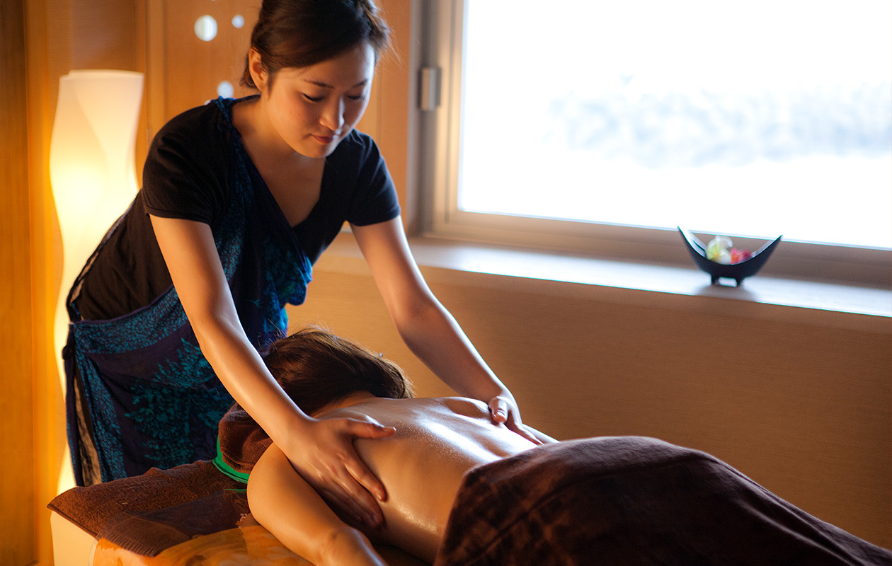 ハワイアンヒーリング「ロミロミ」